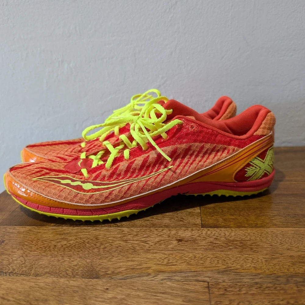 SAUCONY KILKENNY XC5 TRACK/SPIKE SHOES,MESH UPPER,SZ.10.5,ORANGE‎ COLOR